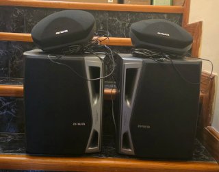 4 Altavoces Aiwa Negros y Grises
