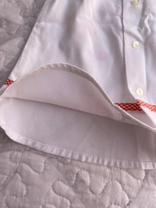 Conjunto bebé blanco flores rojas