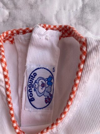 Conjunto bebé blanco flores rojas