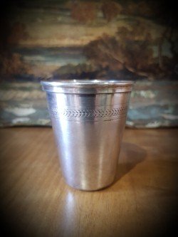 Antiguos vasos de agua de alpaca franceses