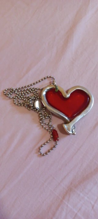 Collar Corazón Rojo UNO de 50 Plata