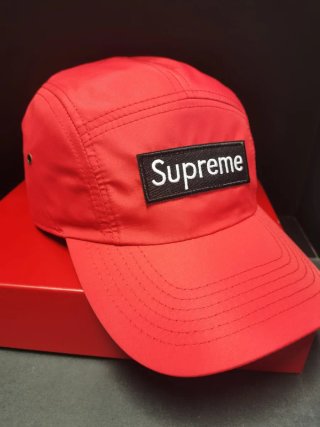 Gorra Supreme Roja