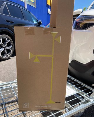 Lámpara amarilla Ikea PS 2026. Color amarillo.