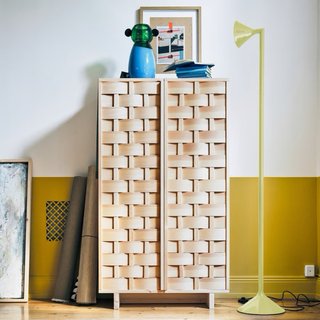 Lámpara amarilla Ikea PS 2026. Color amarillo.