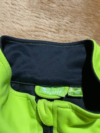 Chaqueta ciclista fluorescente
