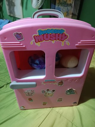 Maleta Rosa con Peluches
