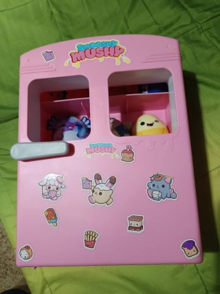 Maleta Rosa con Peluches