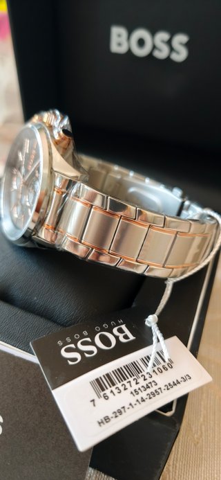 Reloj Hugo Boss Negro y Dorado