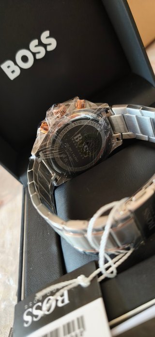 Reloj Hugo Boss Negro y Dorado