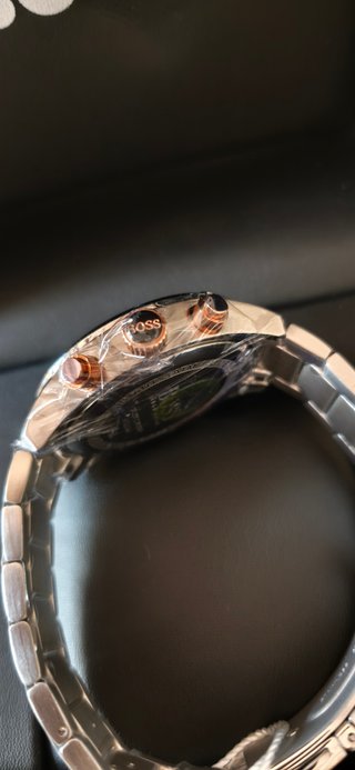 Reloj Hugo Boss Negro y Dorado