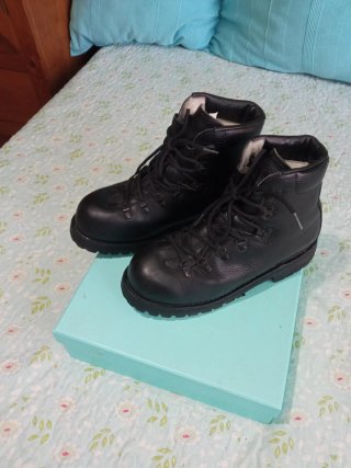 Botas de montaña Kamet Talla 42 Negras