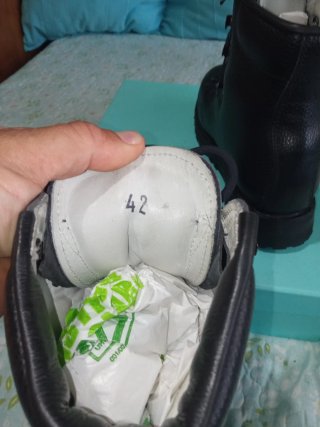 Botas de montaña Kamet Talla 42 Negras
