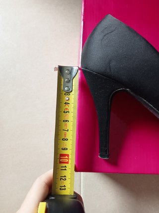 Zapatos de tacón negros