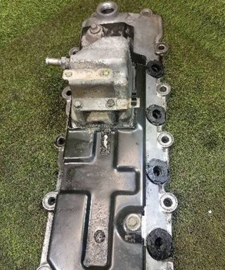 Tapa balancines nissan 13264vc103 patrol 3.0 48706