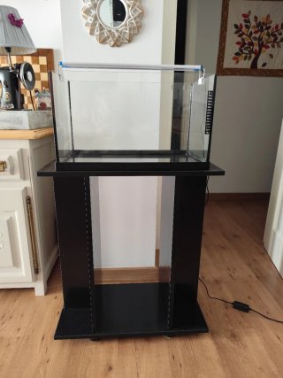 Acuario 38L con luz LED y mueble
