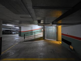 Plaza de parking en alquiler + almacen + trastero