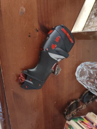 Motor fueraborda Mercury 3D