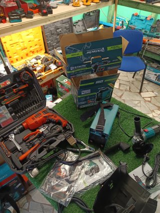 Kit completo saldatore e trapano