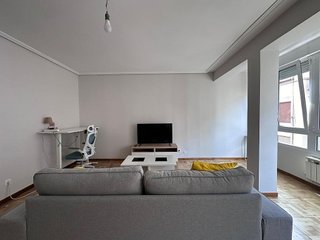 Piso en alquiler en Numancia - San Fernando en Santander
