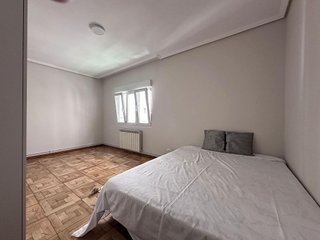 Piso en alquiler en Numancia - San Fernando en Santander
