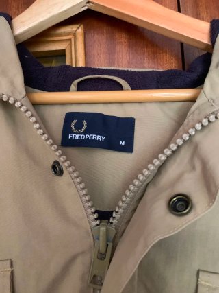 Chaqueta Parka Fred Perry Beige Talla M