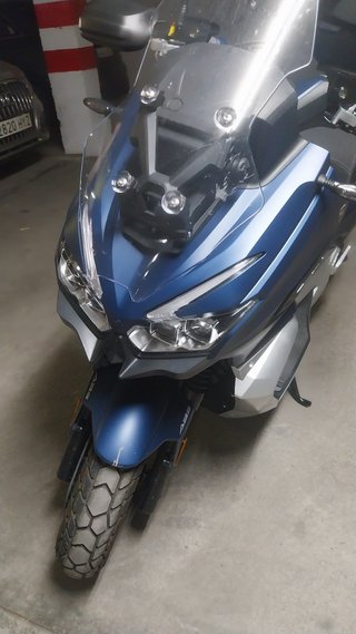 Maxi Scooter MH Azul y Blanca