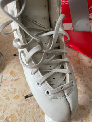 Pattini artistici Edea bianchi