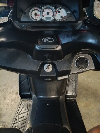 Kymco Xciting 500 RI Blanca