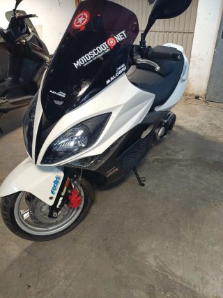 Kymco Xciting 500 RI Blanca