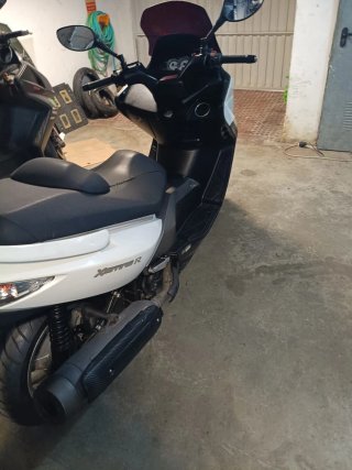 Kymco Xciting 500 RI Blanca