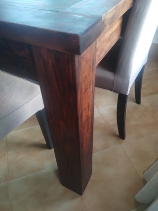 Mesa de comedor y sillas Madera