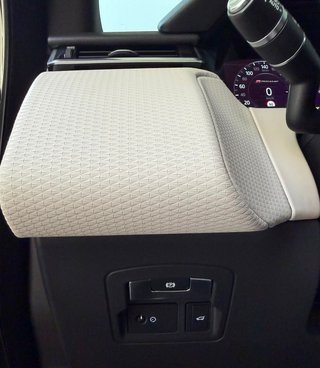 RANGE ROVER VELAR 3.0 D300 4WD AUTO R-DYNAMIC V6