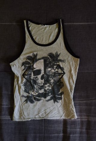 Camiseta sin mangas calavera palmeras