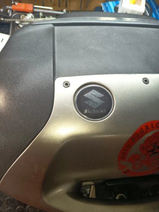 Maleta Suzuki V-Strom Negra/Plata