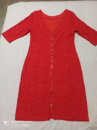 Vestido rojo encaje ajustado