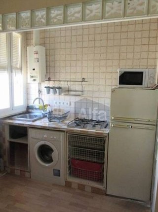 Piso en venta en Palos de Moguer en Madrid