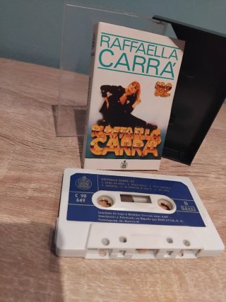 Casete Raffaella Carrà