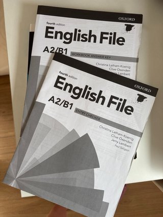 English File A2/B1 Oxford