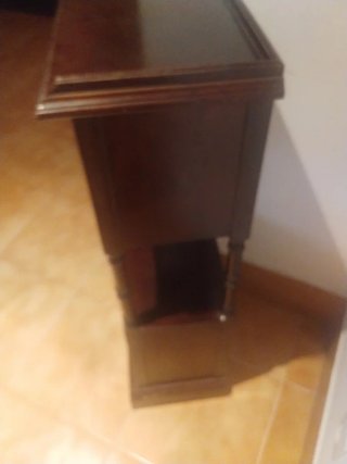 Aparador de madera estilo clásico