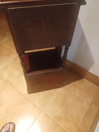Aparador de madera estilo clásico