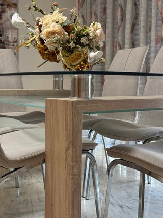 Mesa de comedor con 6 sillas