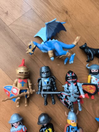 Playmobil Lote medieval: dragón, perro y figuras