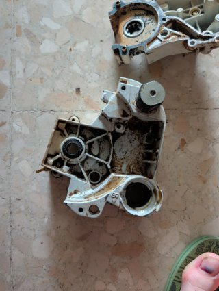 Cárteres Stihl MS200