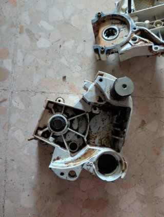 Cárteres Stihl MS200