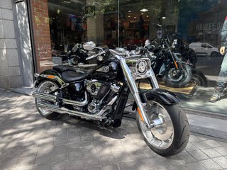 Harley-Davidson Fat Boy Negra