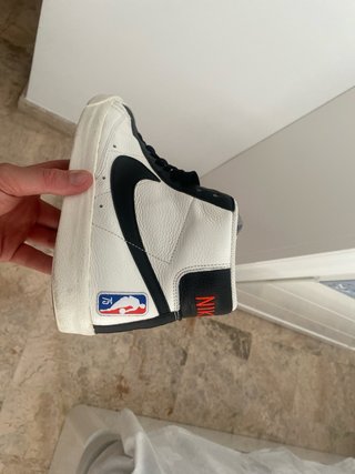 Nike Blazer Mid '77 EMB Talla 43