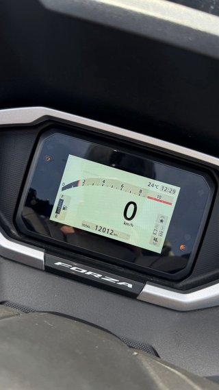 Honda Forza 350cc Negra como nueva (urgente)