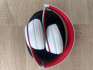 Beats Solo3 Wireless - Auriculares supraaurales