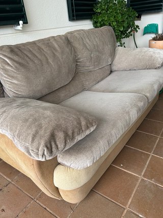 Conjunto 2 sofás marrón y gris. No hago envios .