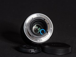 Canon RF 35mm f/1.8 Macro IS STM